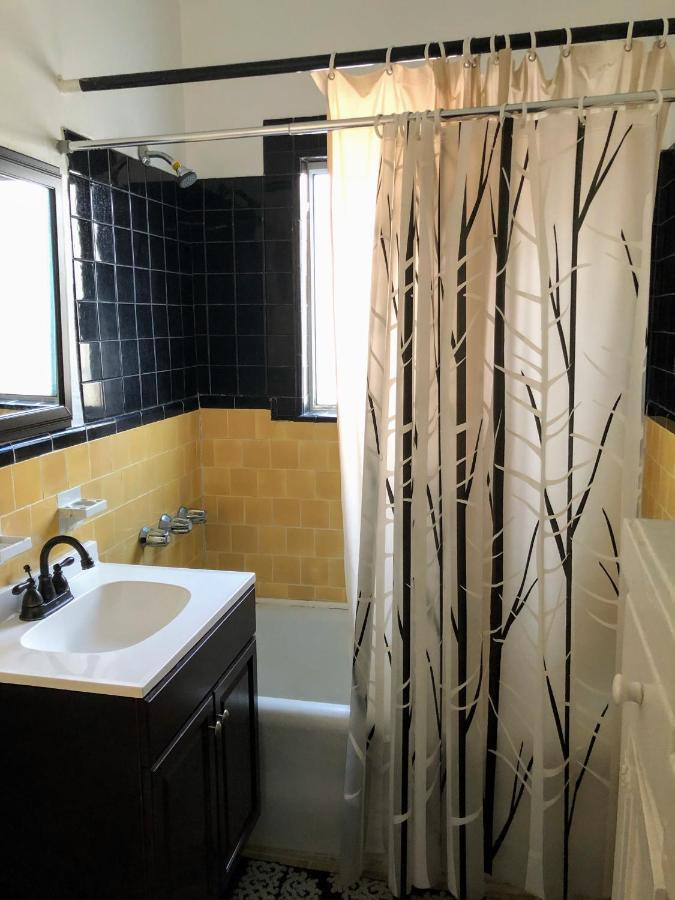 Luxury Furnished Apartment- Beverly Hills Adjacent, Lic 02984 Appartamento *