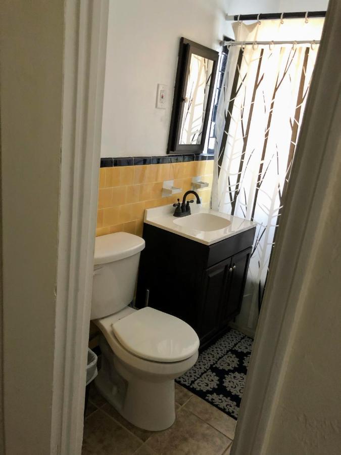 Luxury Furnished Apartment- Beverly Hills Adjacent, Lic 02984 Appartamento *
